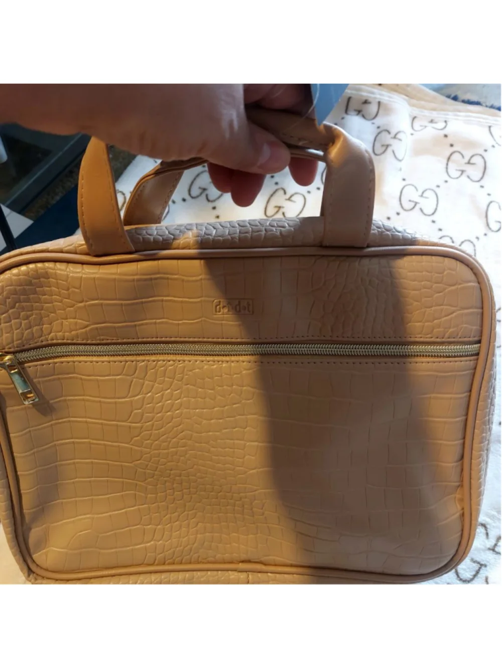 🐊Brown Croc‑Embossed Folding Cosmetic Bag 🧳